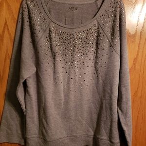 Womens studded sweatshirt